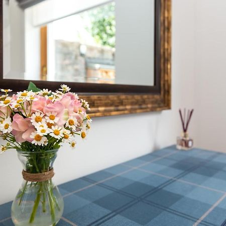 Dormie Cottage, Lovely Bright And Spacious Bungalow With Wood Fire Ballater Luaran gambar