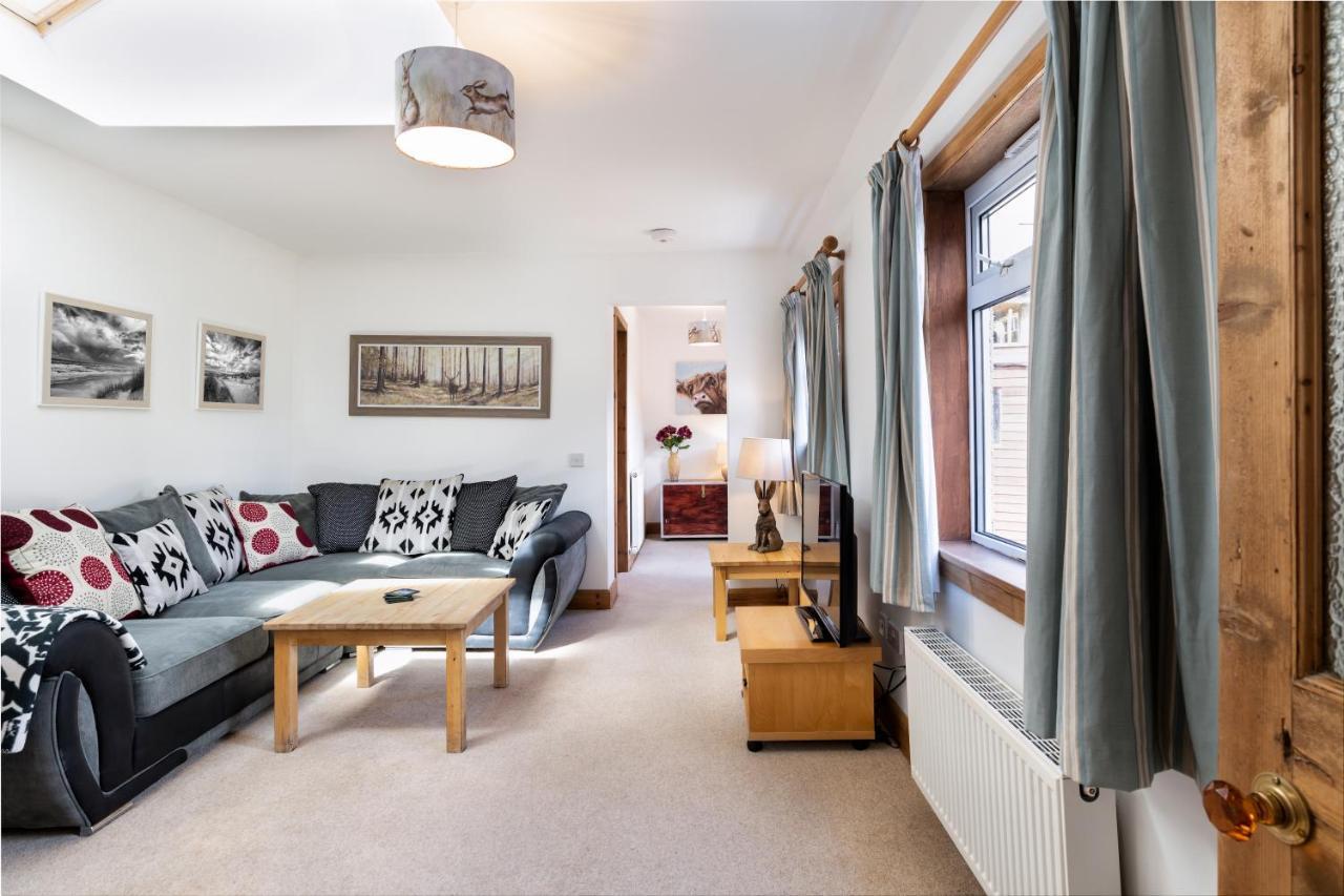 Dormie Cottage, Lovely Bright And Spacious Bungalow With Wood Fire Ballater Luaran gambar